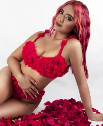 Анкета проститутки Елизавета - город Киясово, 20 лет, №2824